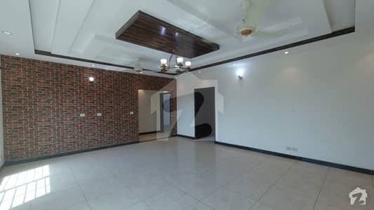 4 Bed Flat For Rent Askari 11 Lahore