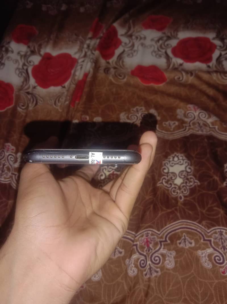 Apple iPhone 11 2