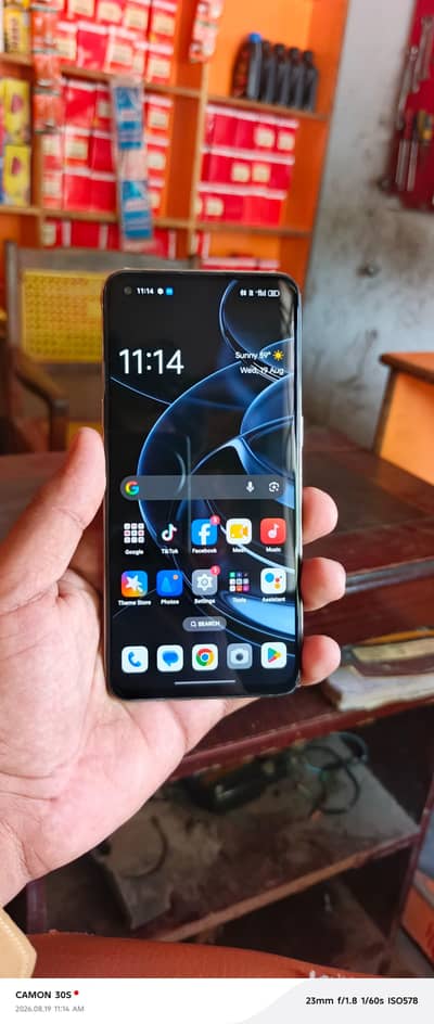 OPPO Reno6