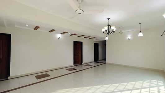 3 Bed Flat With Basement Parking For Sale In Askari 11 Lahore