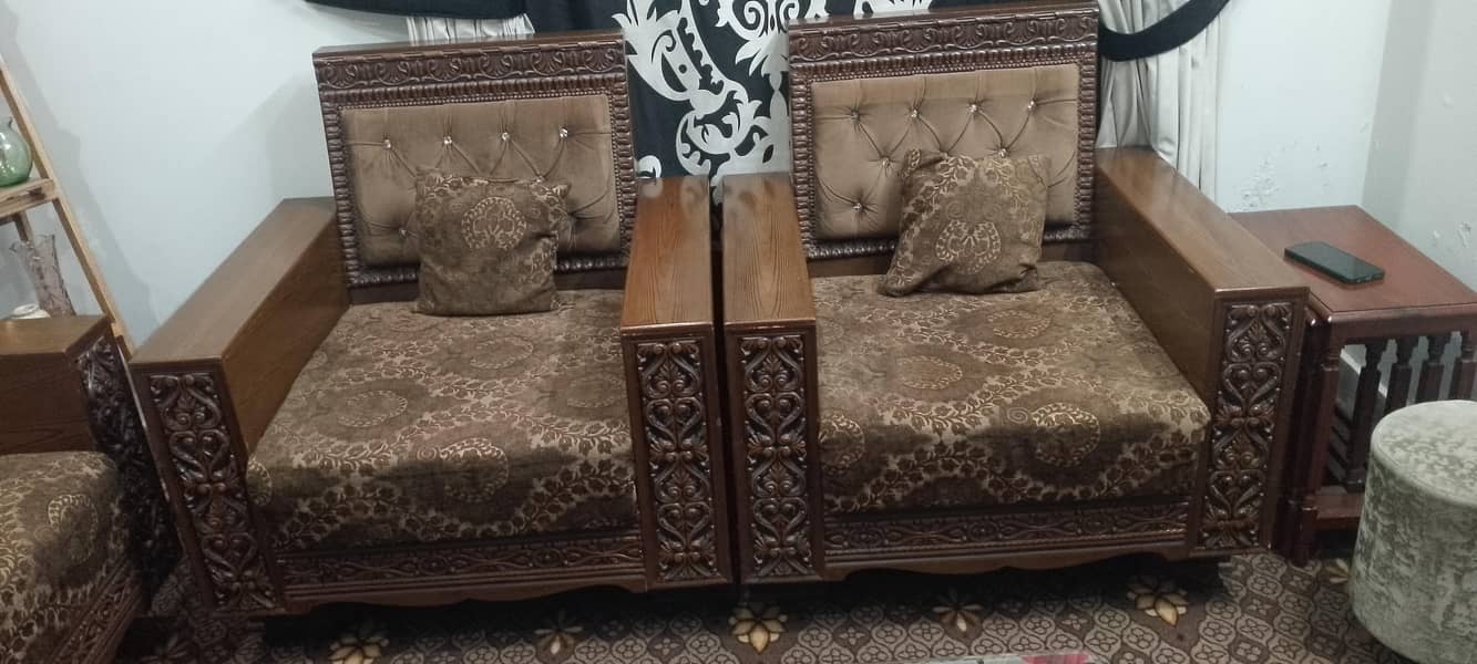 Sofa set 0