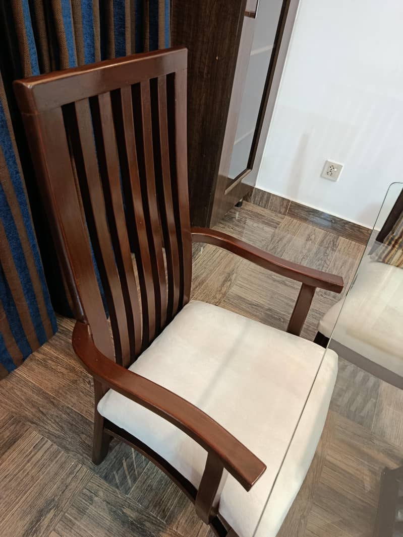 Dinning table chairs 3
