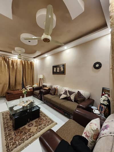 1500 Square Feet Flat For Sale In Gulistan-E-Jauhar