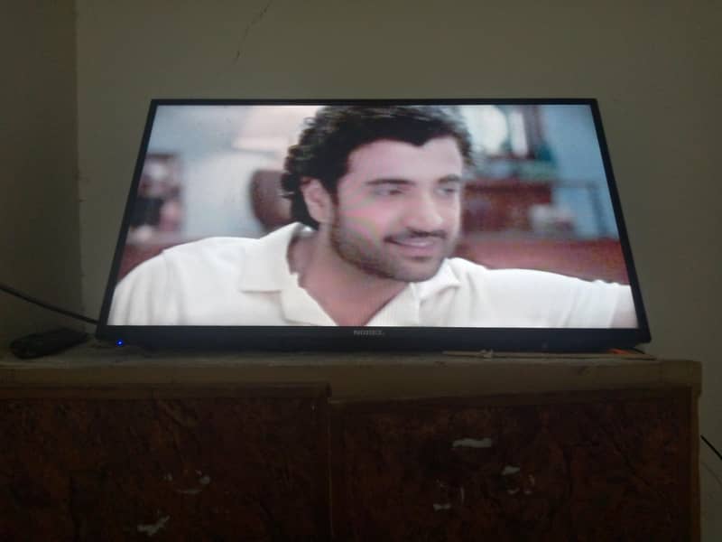 LED TV 1
