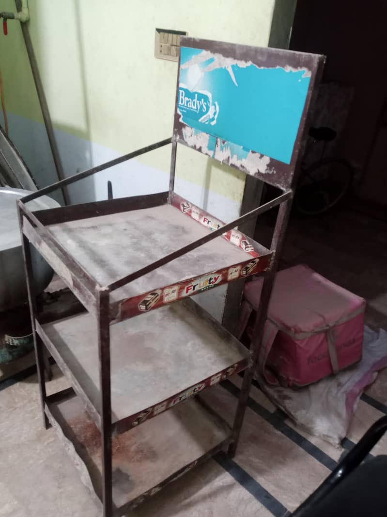 bread stand 1