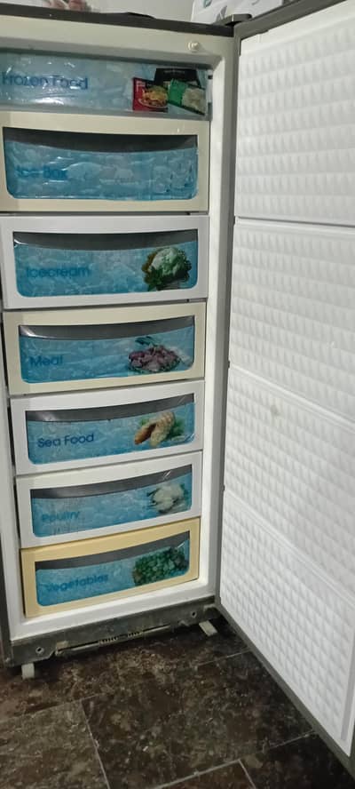 Dawlance freezer