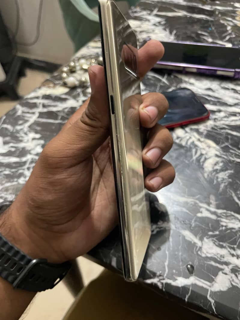 Samsung Mobile Note 8 3
