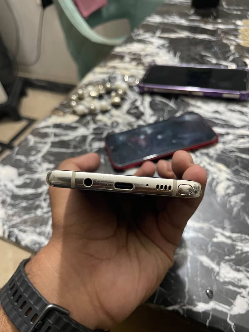 Samsung Mobile Note 8 5