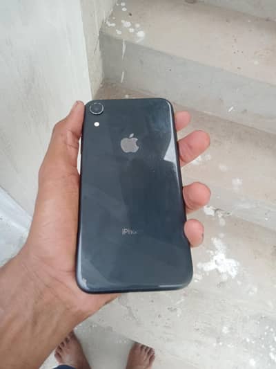 Apple iPhone XR