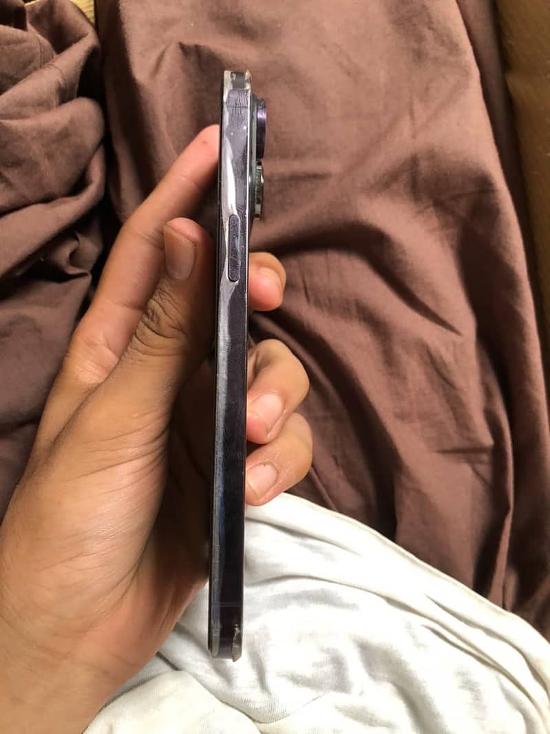Apple iPhone 14 Pro Max 2