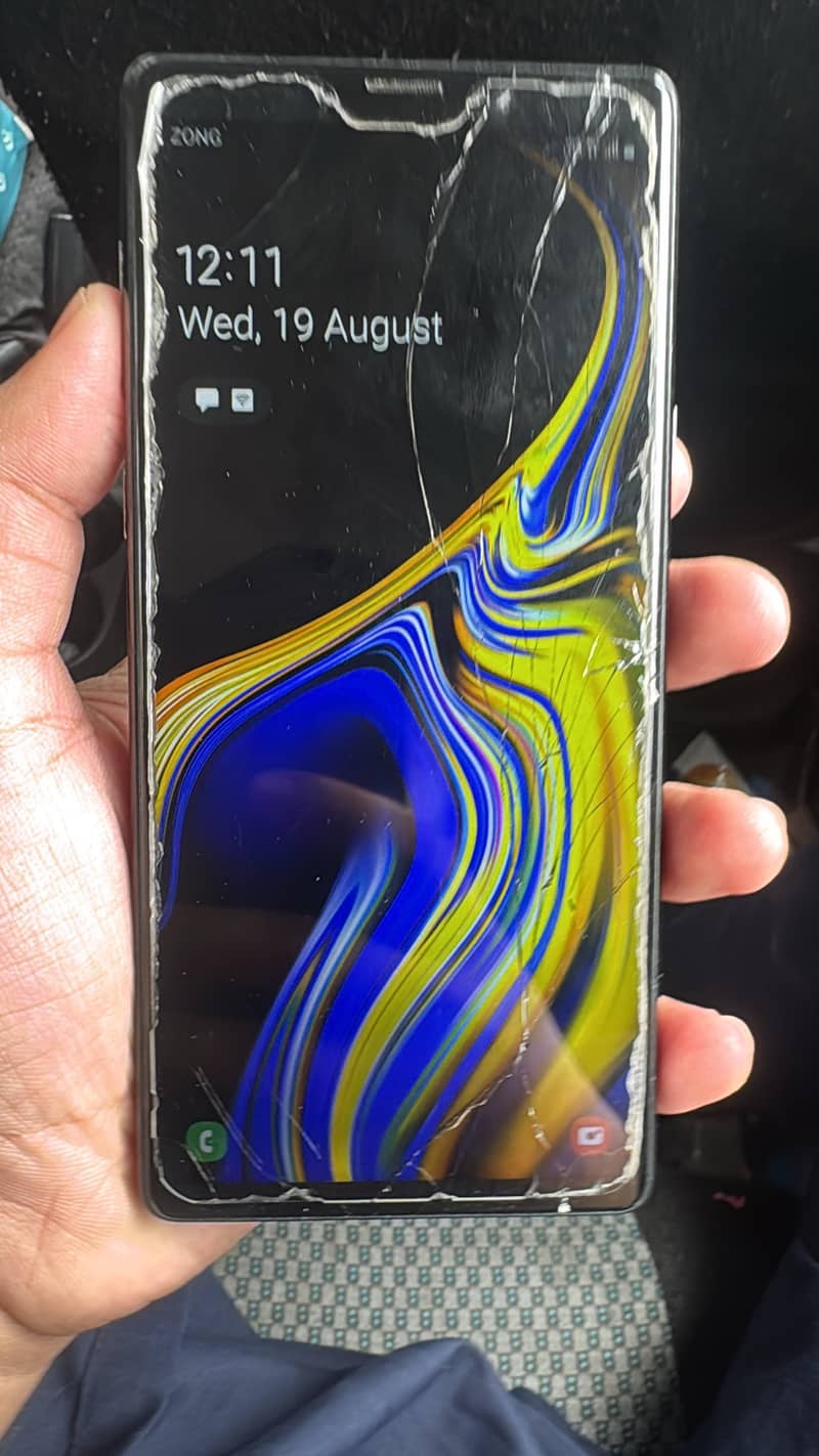 Samsung Mobile Note 9 4