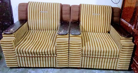 2 single Sofa for Sale