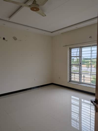10 Marla Upper Portion for Rent in Sector J, Bahria Enclave Islamabad