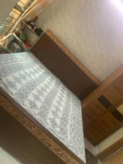 King Size bed with two Side tables, very Good Condition