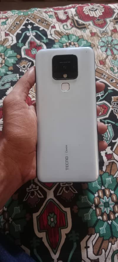 Tecno Camon 16
