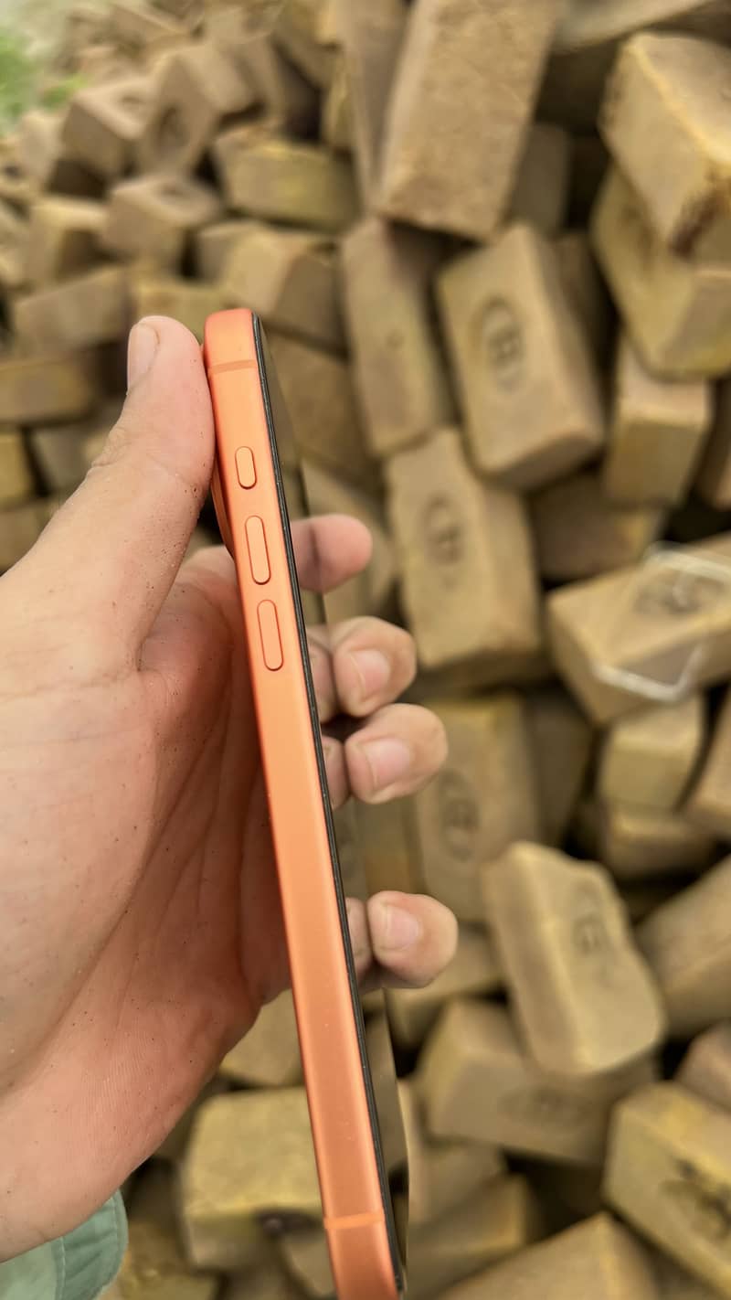 Apple iPhone 17 Pro Max 1