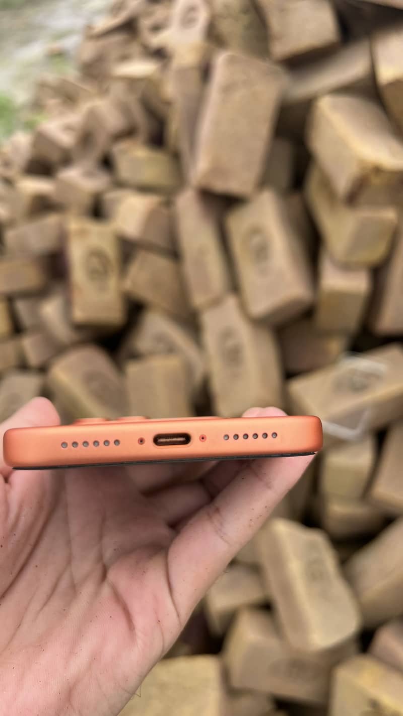 Apple iPhone 17 Pro Max 2