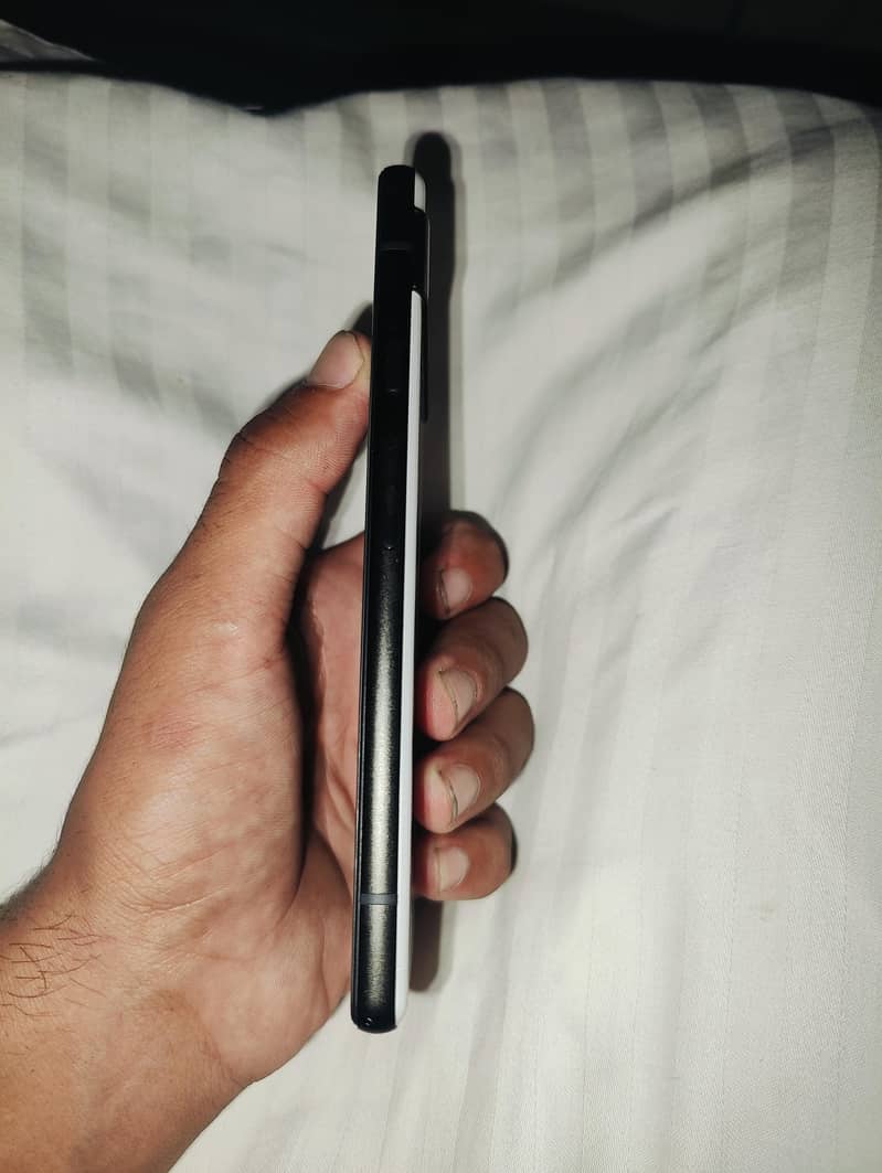 Google Pixel 6a 1
