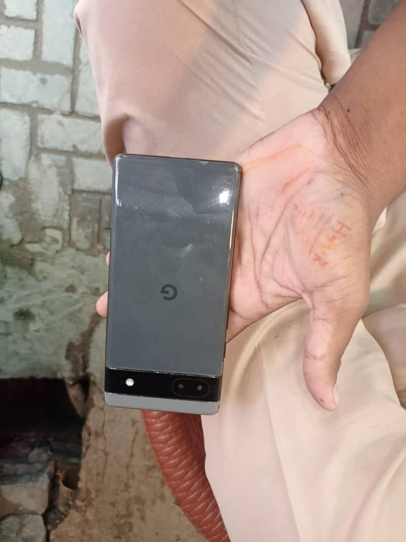 Google Pixel 6a 5