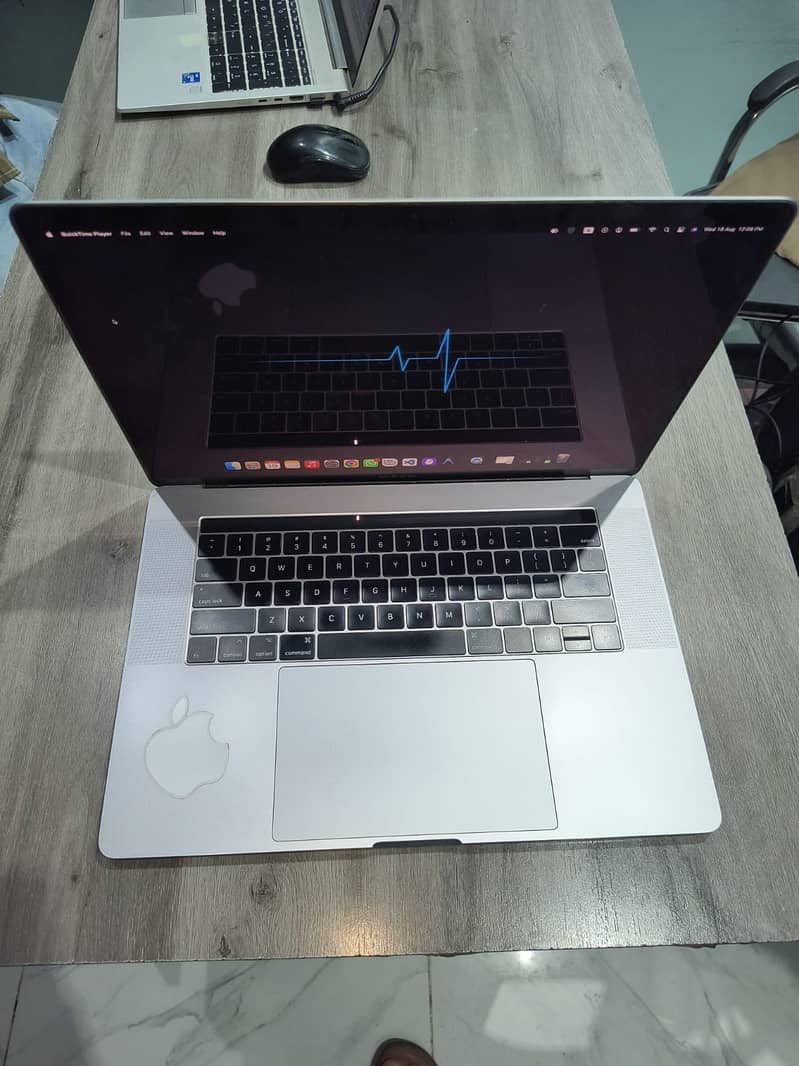 MacBook Pro 2017 2