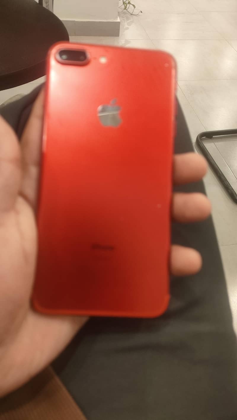 Apple iPhone 7 Plus 0