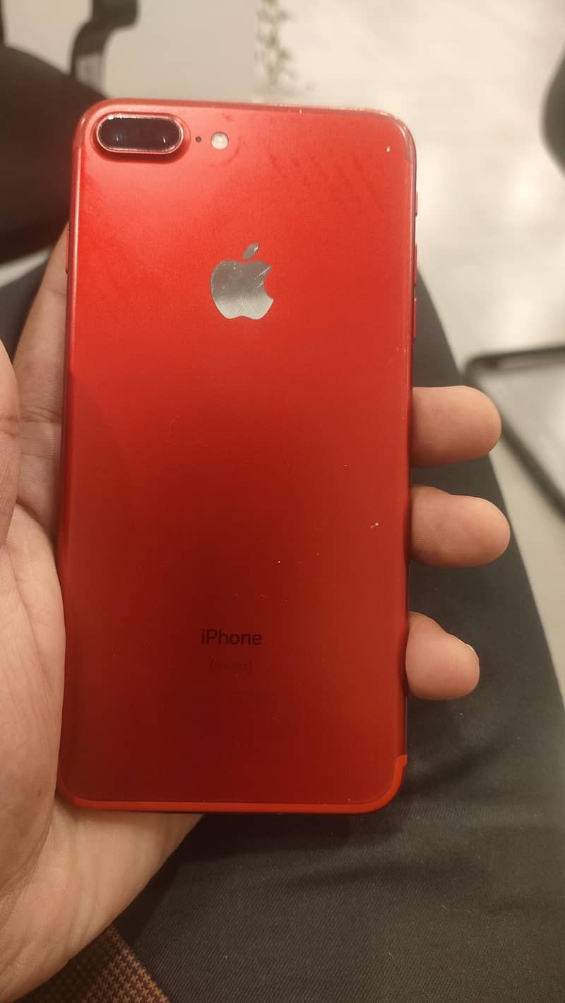 Apple iPhone 7 Plus 2