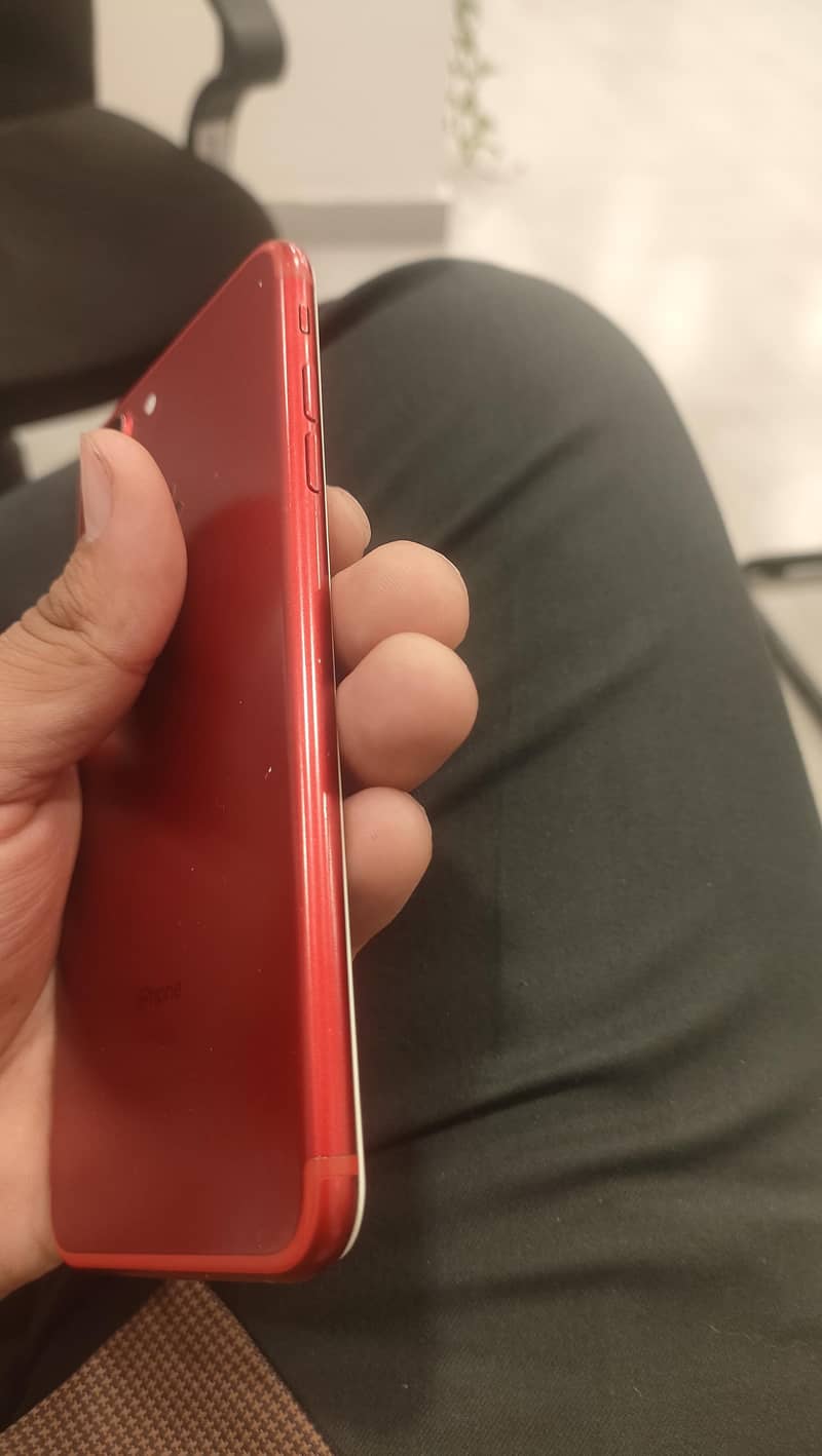 Apple iPhone 7 Plus 4