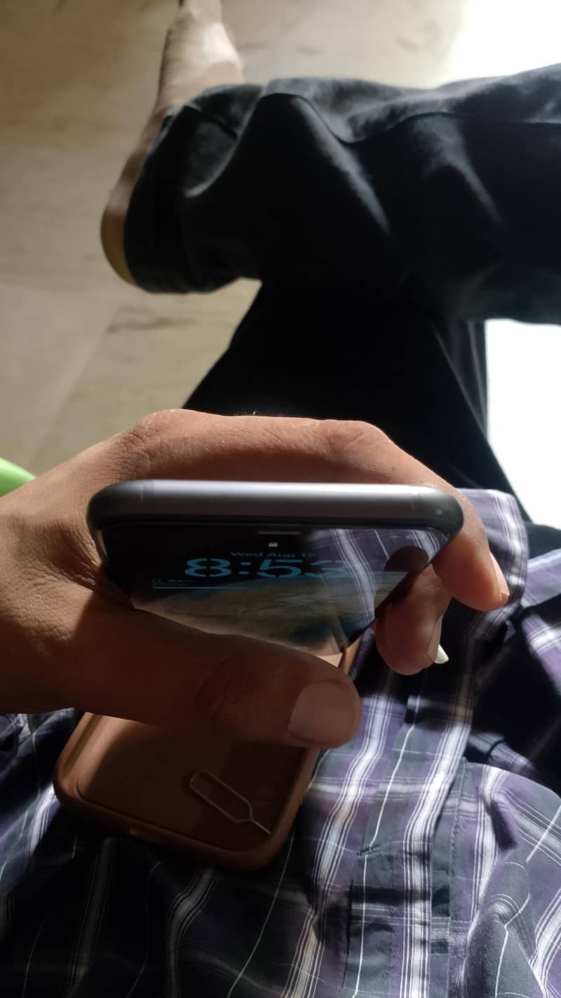 Apple iPhone 11 2