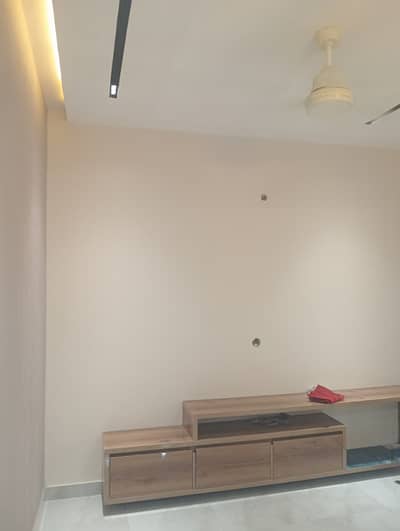 10marla 3beds DD TV lounge kitchen attached baths Brand New house ground portion for rent in G 13 3 islamabad