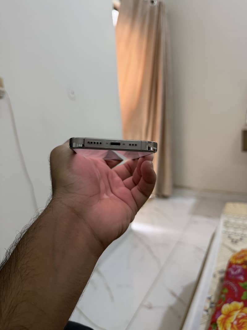 Apple iPhone 14 Pro 5