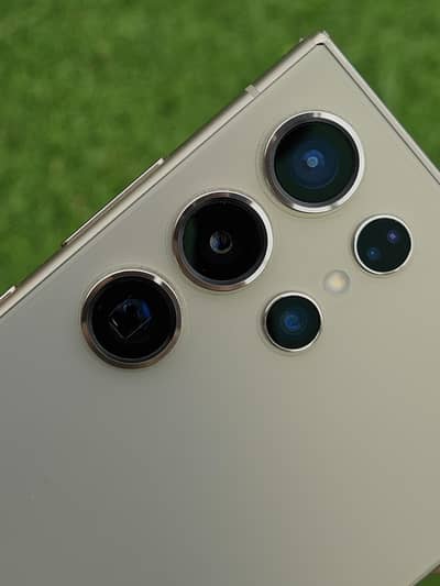 Samsung Mobile S24 Ultra FU