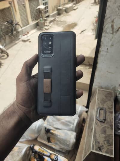 Infinix Note 8i