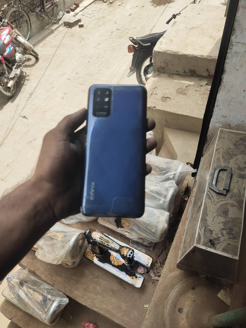 Infinix Note 8i 1