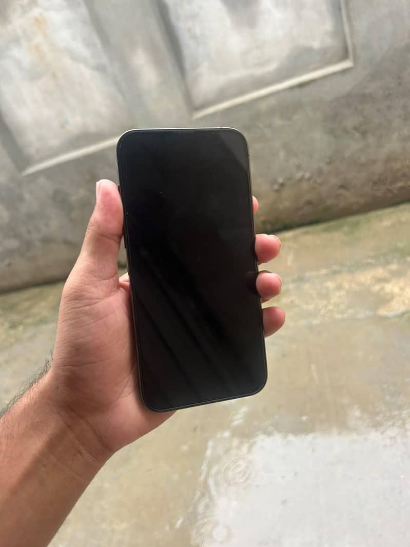 Apple iPhone 13 Pro Max 5