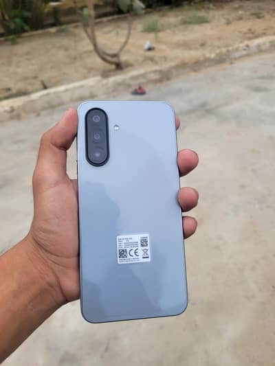 Samsung A17.9 month warranty With Box.