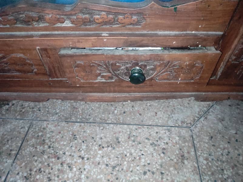 old antique dressing table 1
