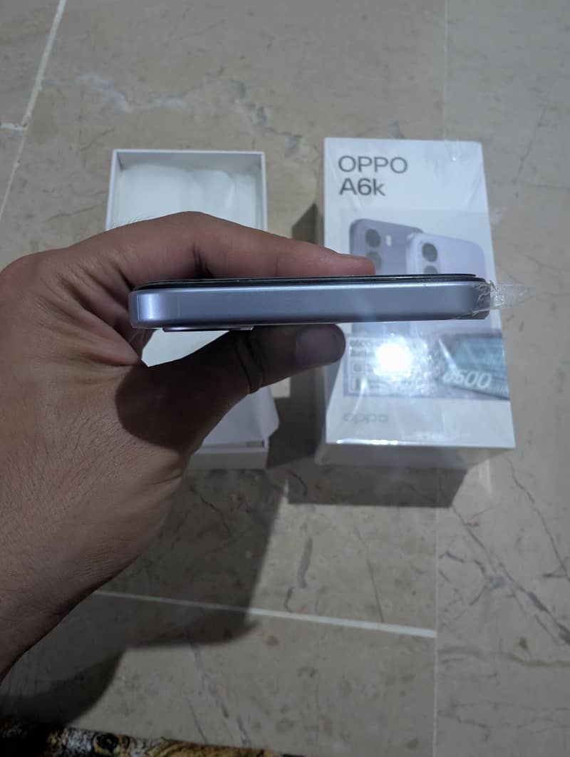 OPPO A6k 5