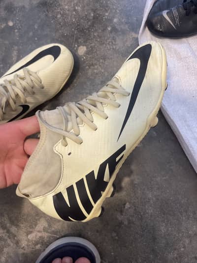 Football grippers in good condition