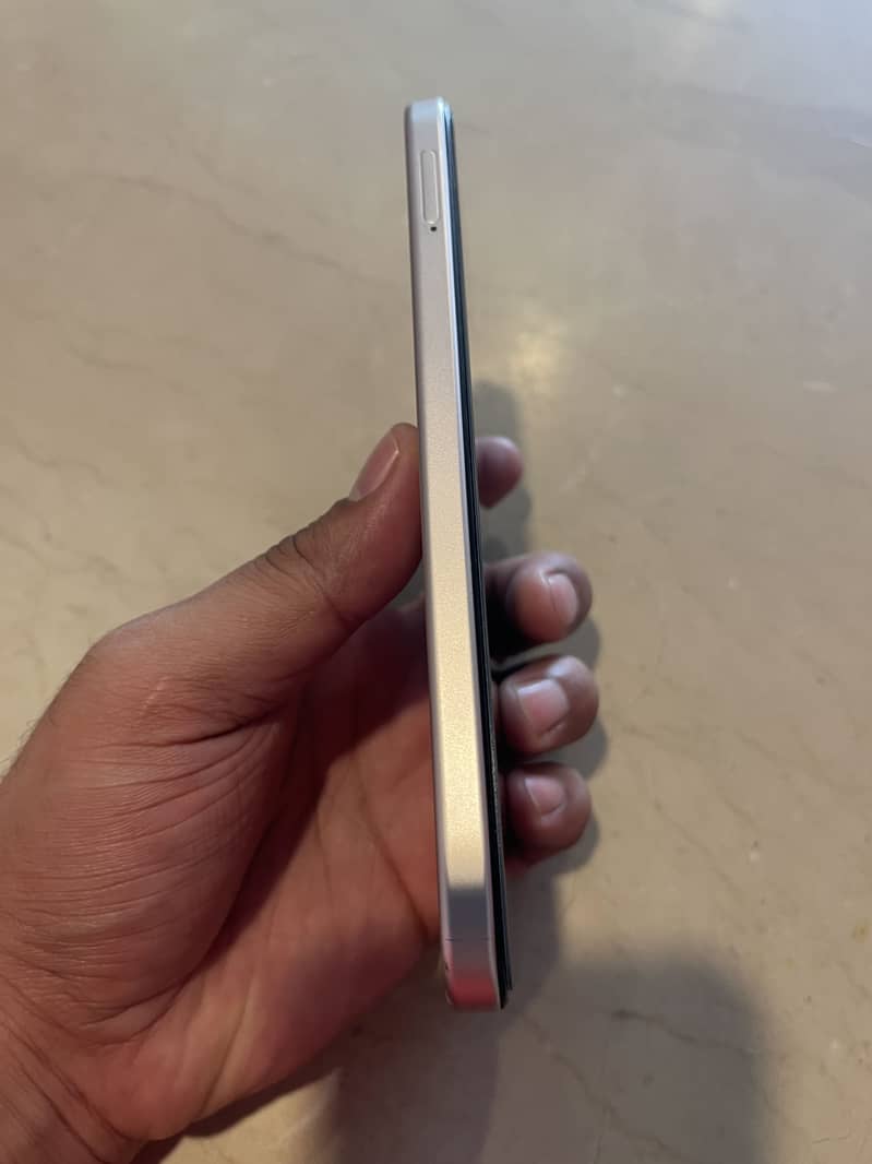 OPPO A6 2