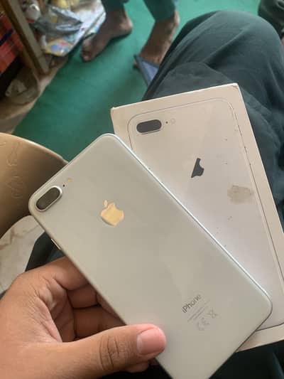 Urgent Sell Apple iPhone 8 Plus
