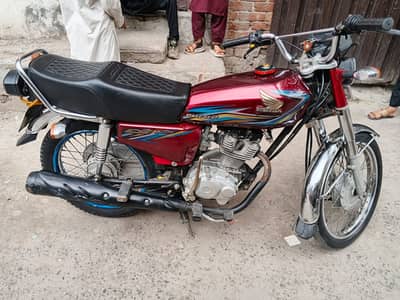 Honda CG 125 2018 Original documents available along smart Card