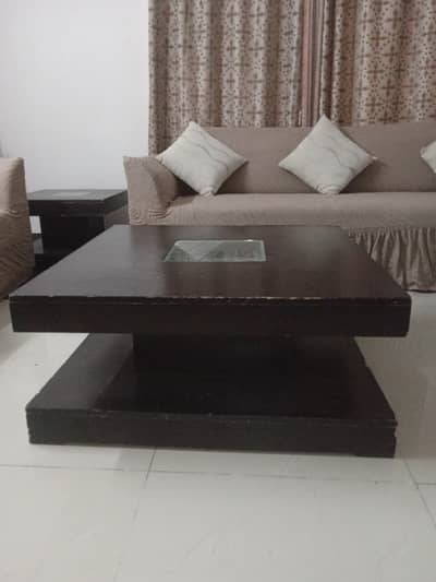 Centre table with 2 side tables