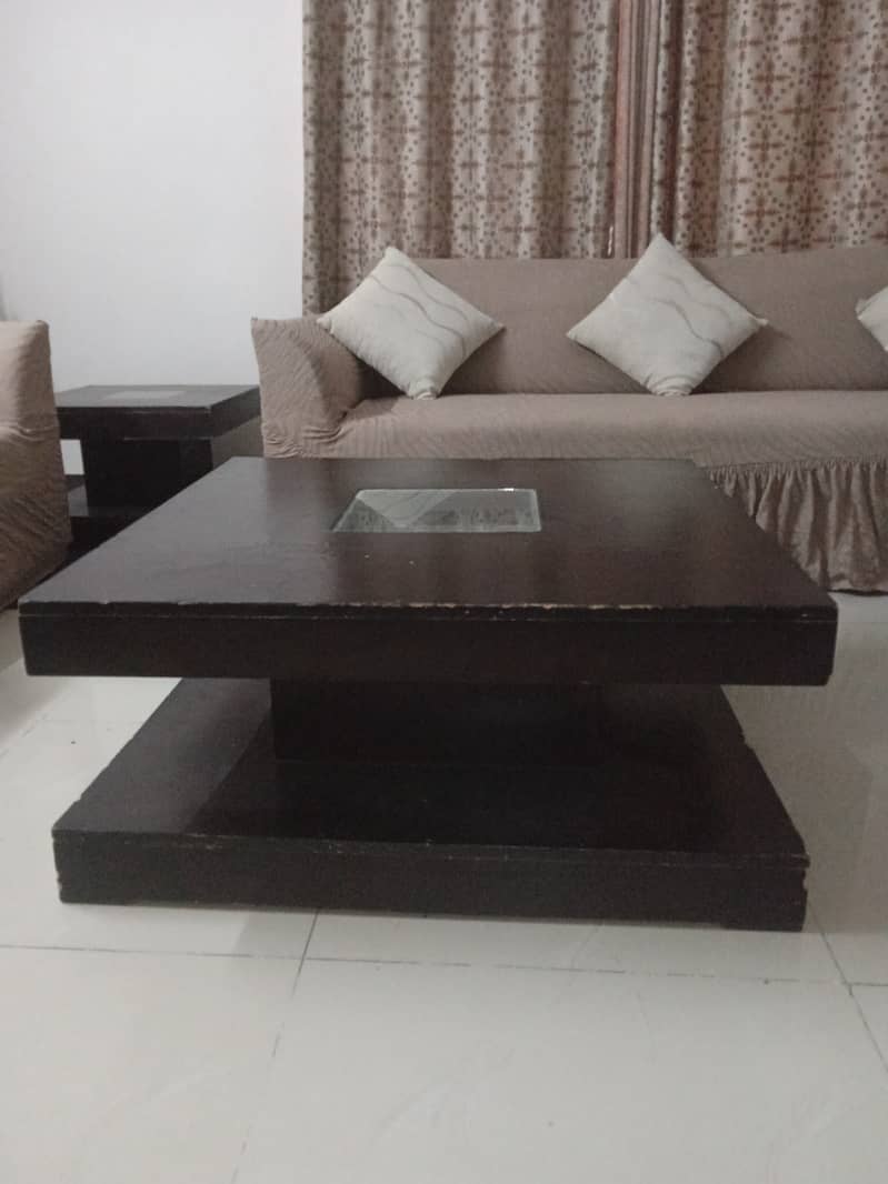 Centre table with 2 side tables 0
