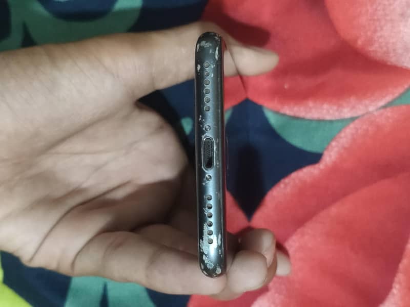 Apple iPhone 8 7