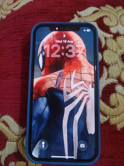 Apple iPhone 12
