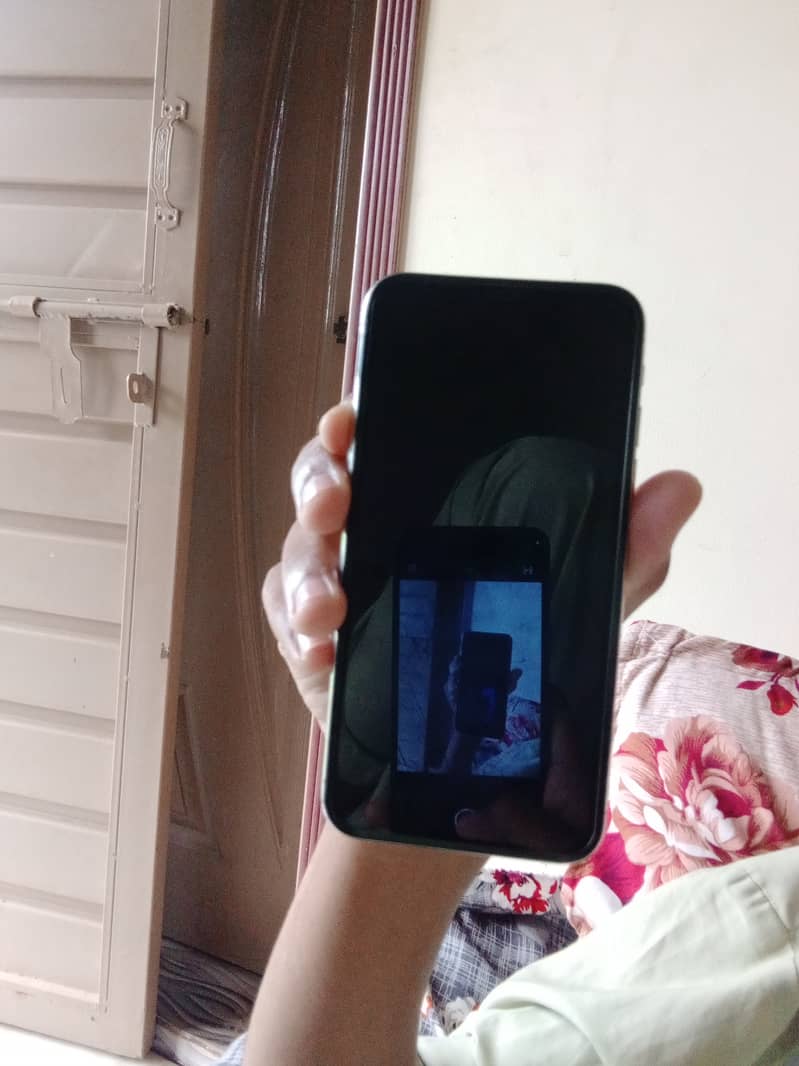 Apple iPhone X 1