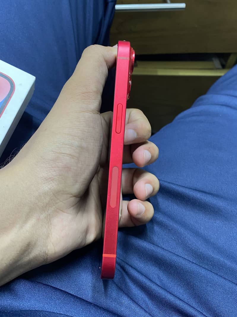 Apple iPhone 14 3