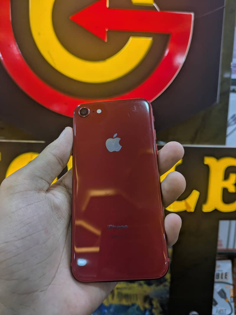 Apple iPhone 8 0