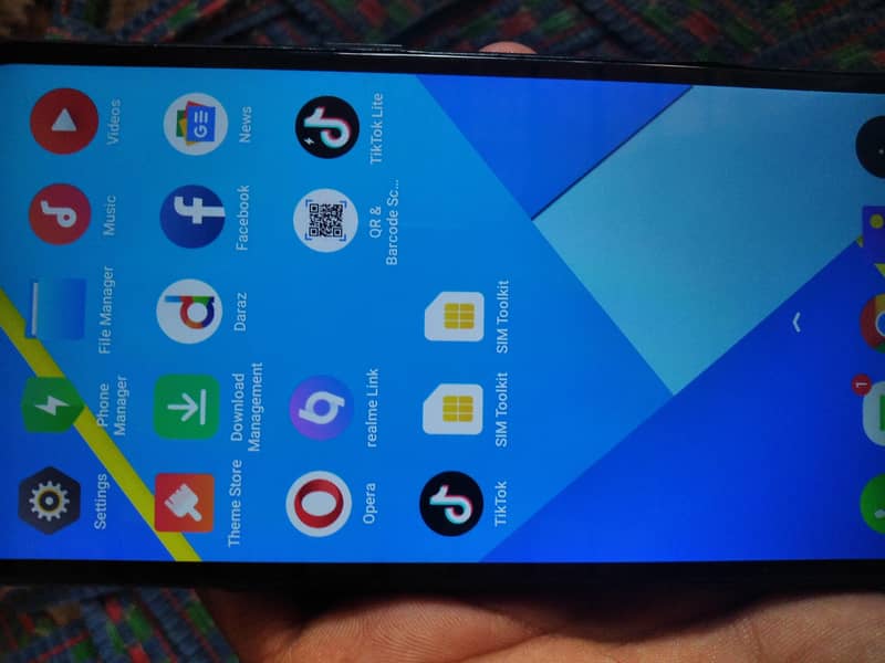Realme C2 1