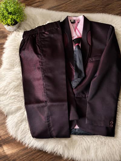 Men’s Three Piece Formal Suit – Coat Pant Shirt & Tie – One Time Used